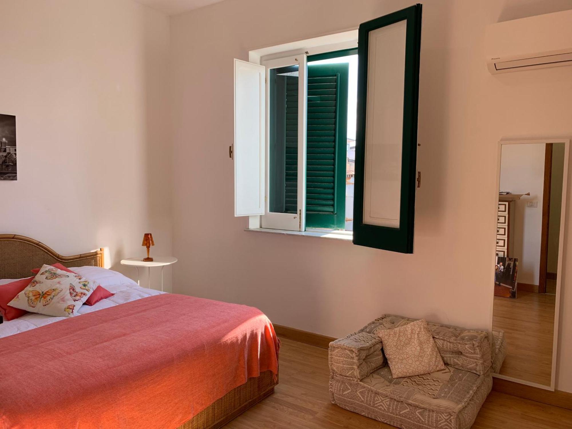 Appartement La Porta Delle Eolie à Capo dʼOrlando Extérieur photo